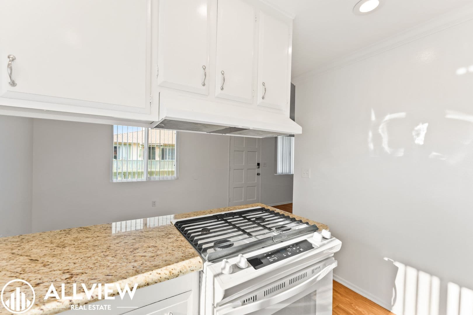 Huntington Beach Apartment: 16661 Tunstall Lane
