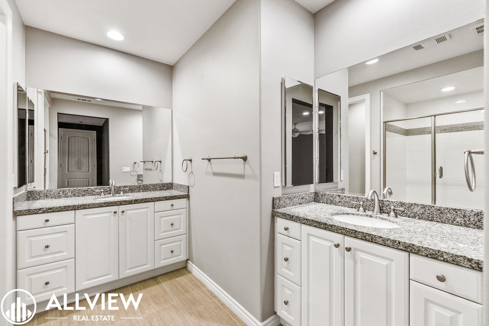 Huntington Beach House: 8237 Kendall Drive