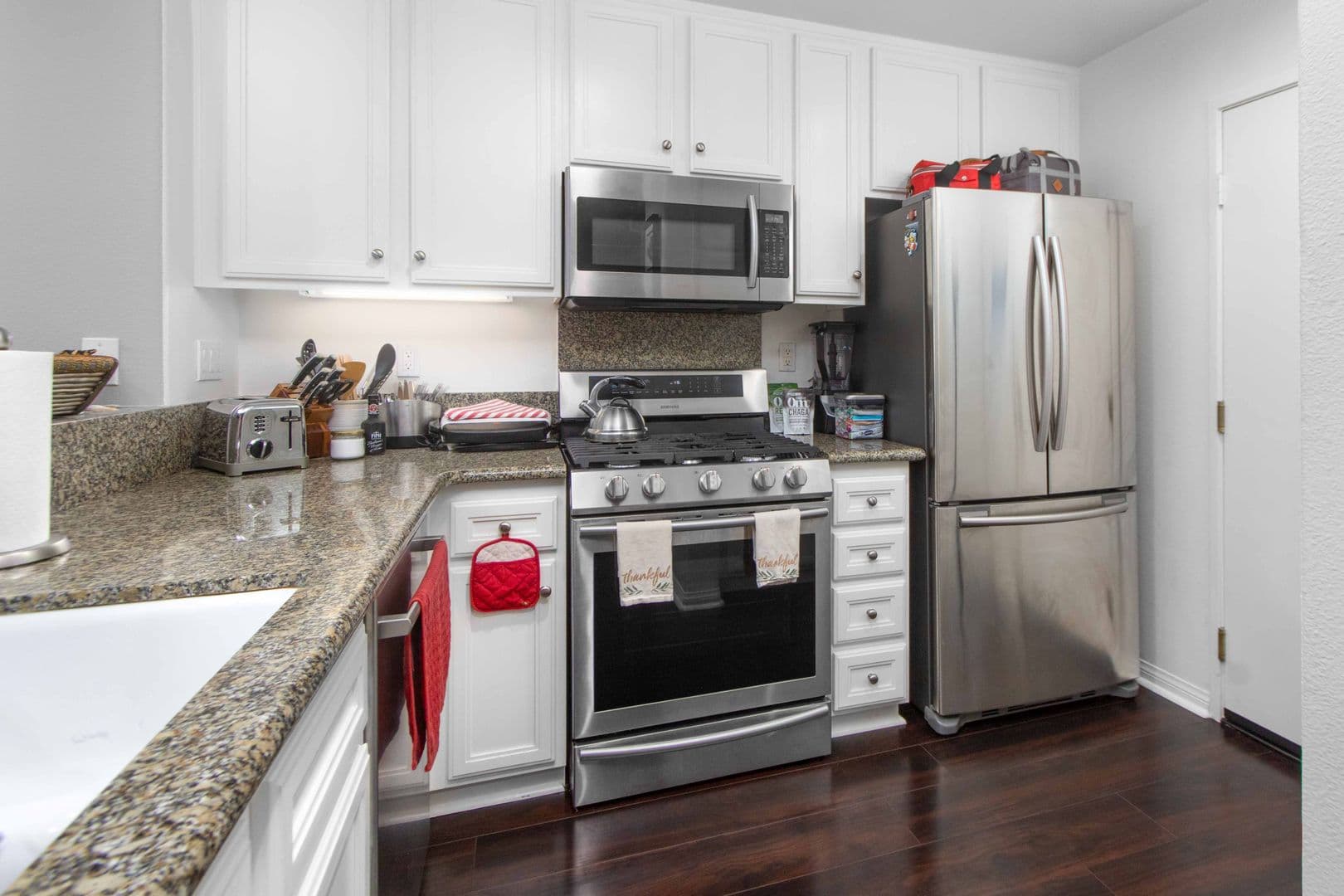 Irvine Condo: 40 Dovetail - 1