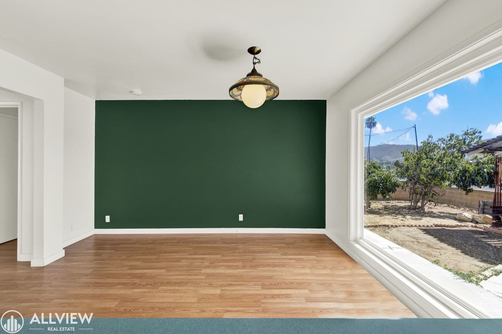 San Marcos House: 1663 La Tierra Lane