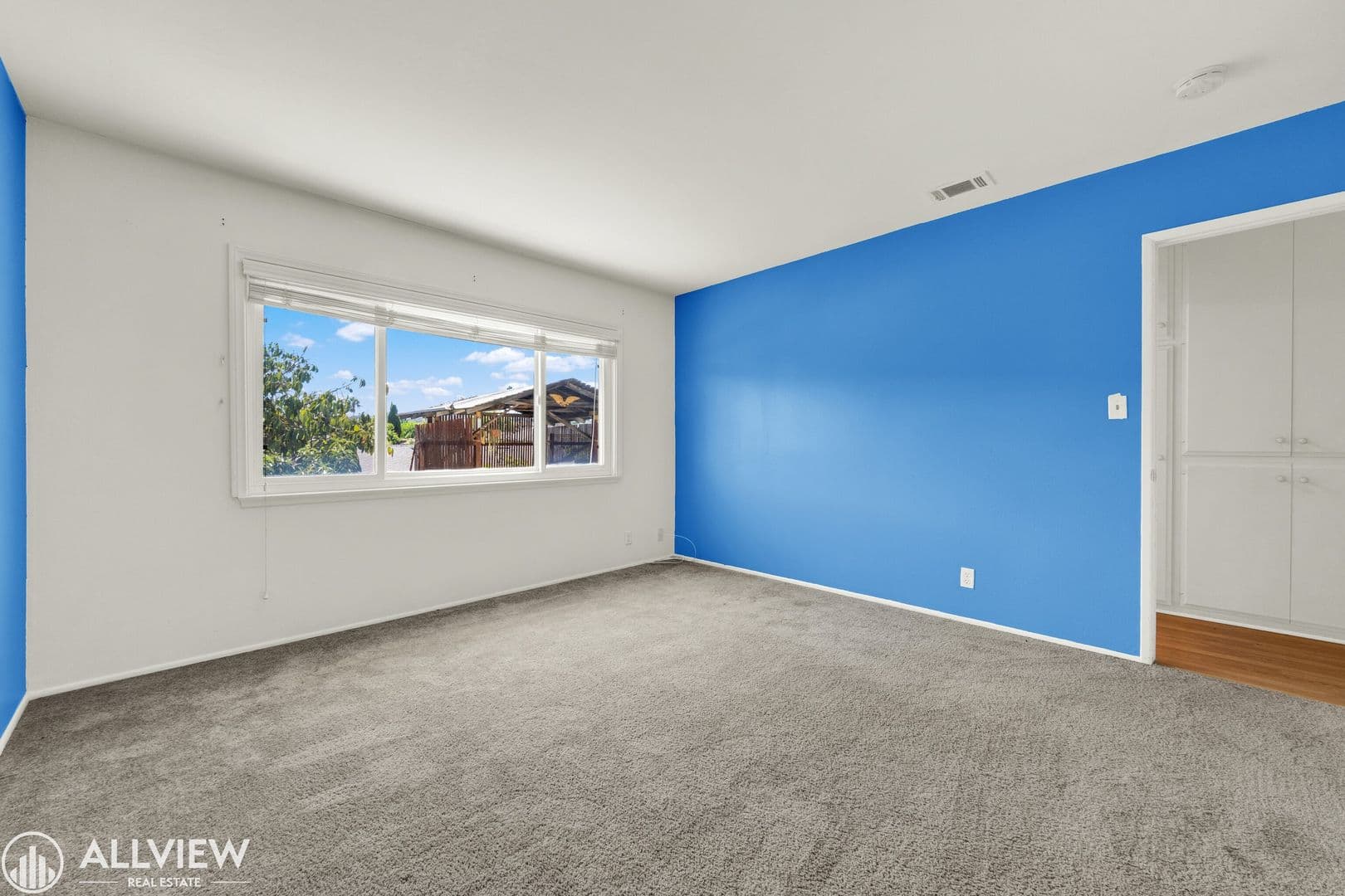 San Marcos House: 1663 La Tierra Lane