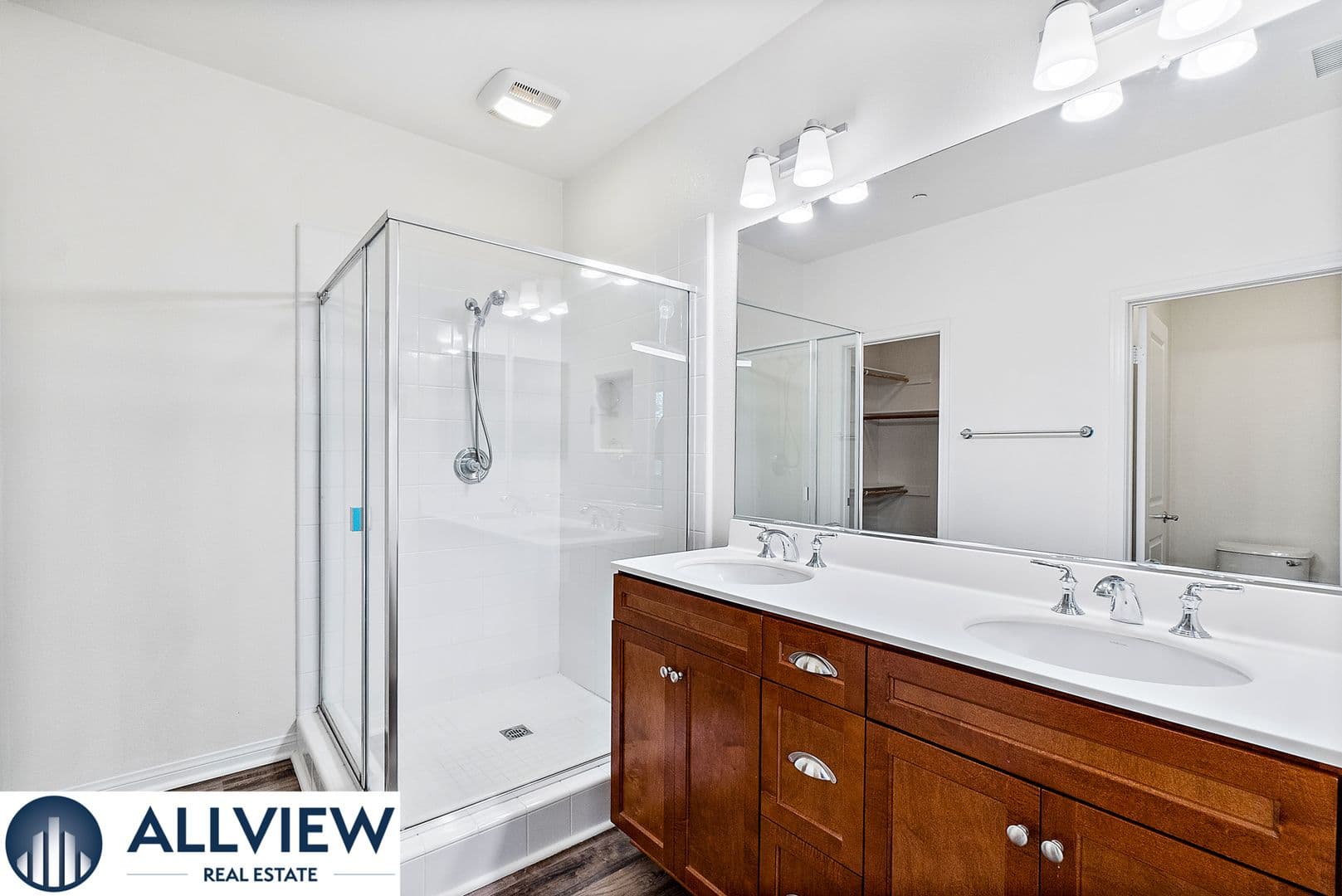 Irvine Townhome: 42 Bijou