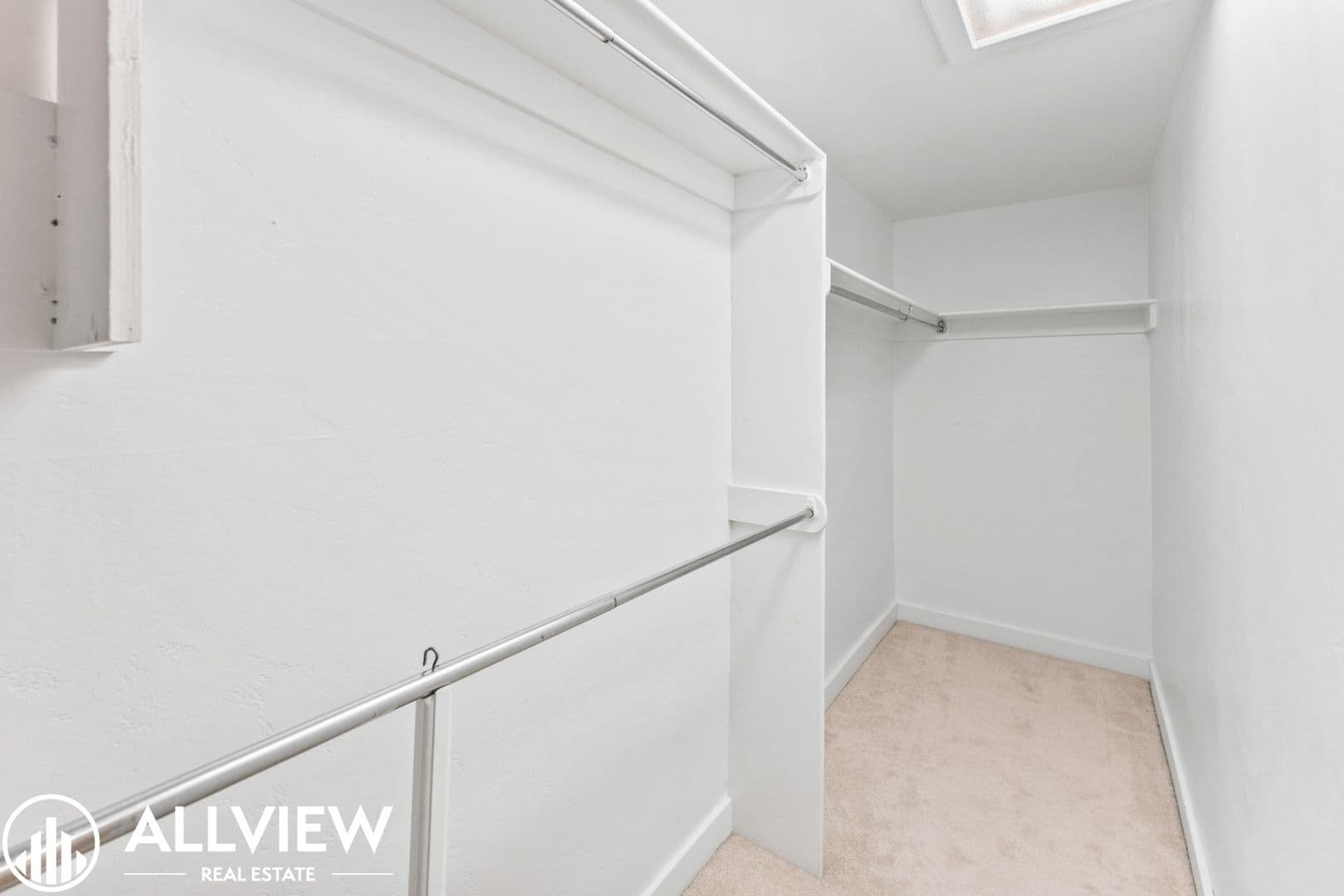 Laguna Beach Apartment: 770 Hillcrest Drive