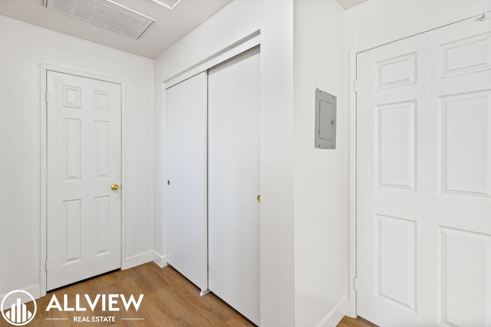 Whittier Apartment: 11325 Laurel Avenue