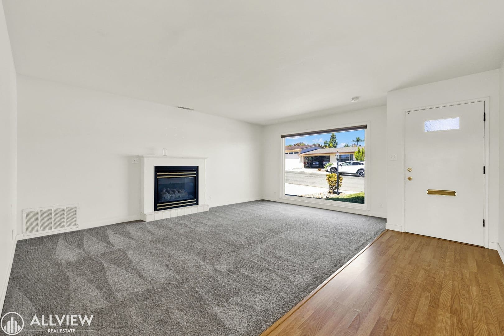 San Marcos House: 1663 La Tierra Lane