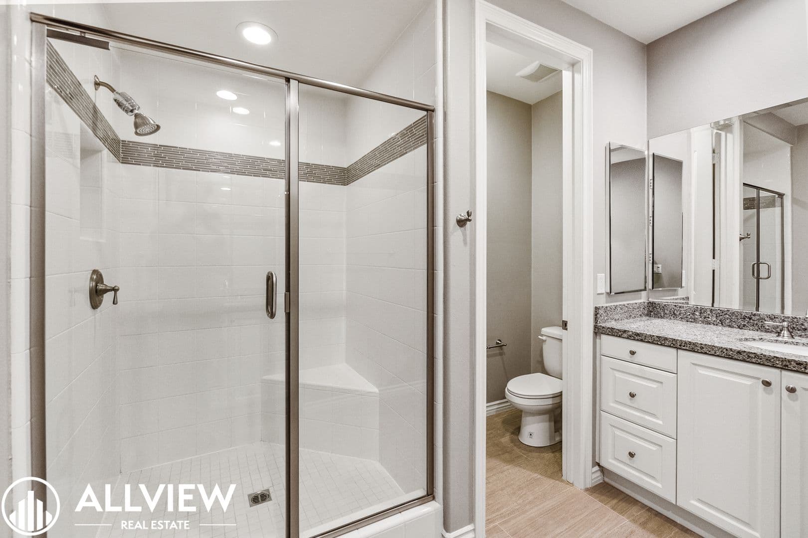 Huntington Beach House: 8237 Kendall Drive
