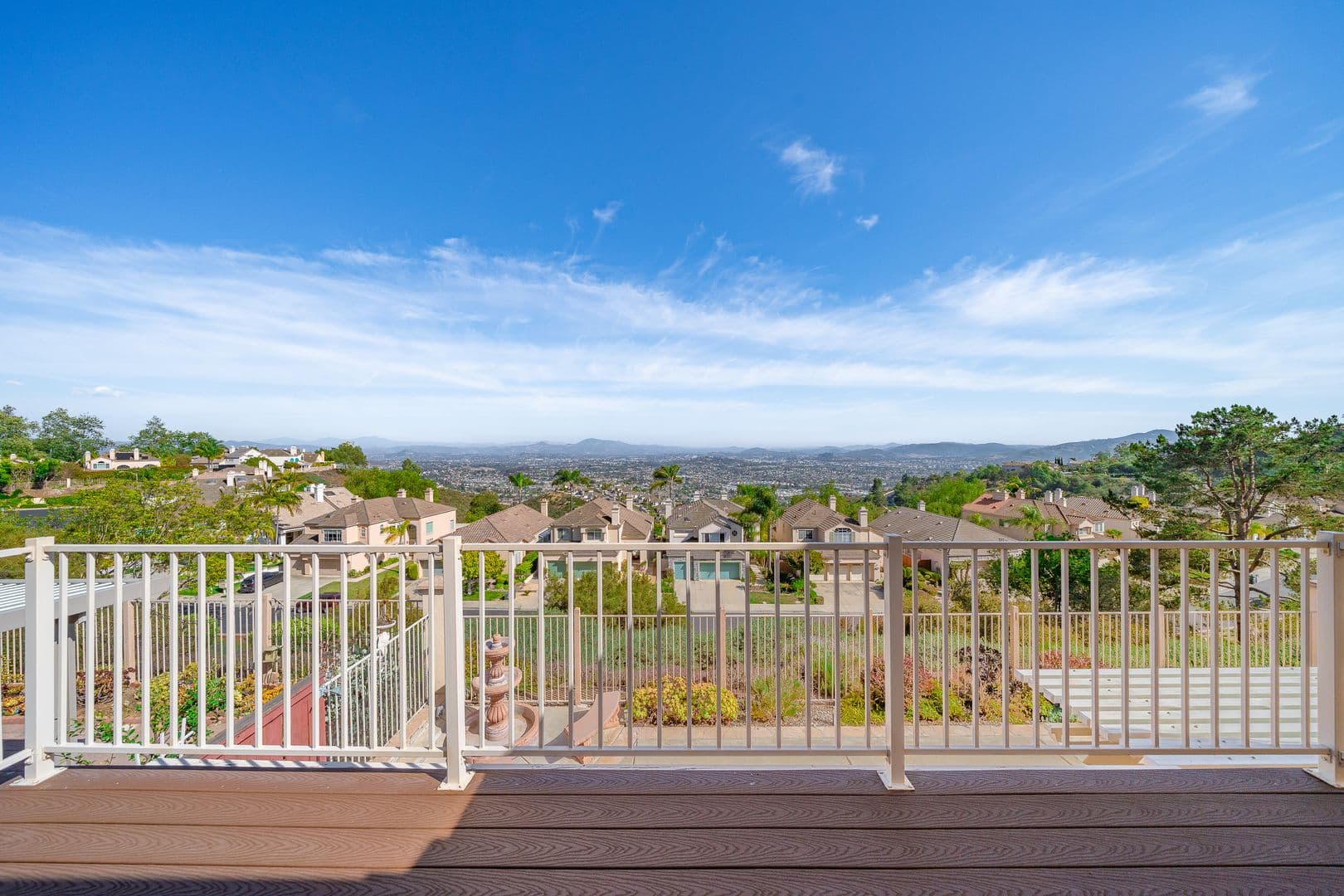 Escondido House: 2283 Rock View Glen