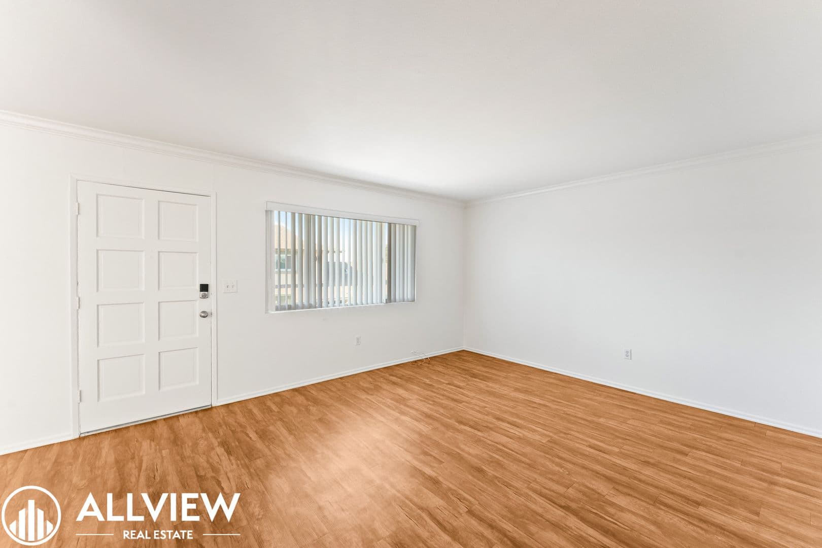 Huntington Beach Apartment: 16661 Tunstall Lane