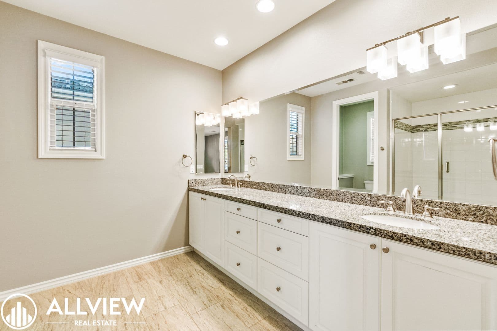 Huntington Beach House: 8237 Kendall Drive