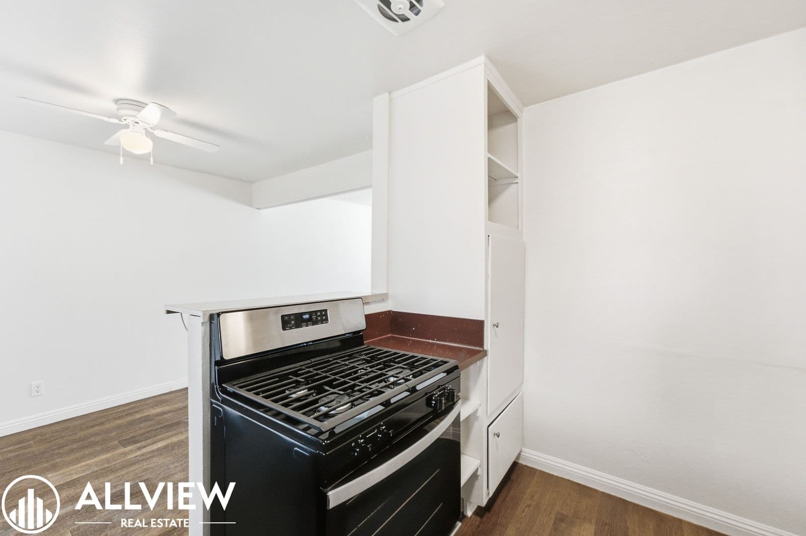 Anaheim Apartment: 3410 West Olinda Lane
