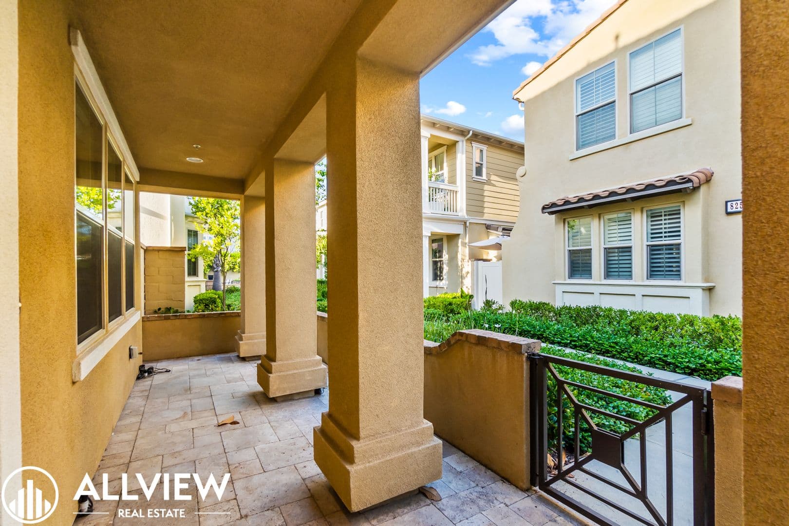 Huntington Beach House: 8237 Kendall Drive