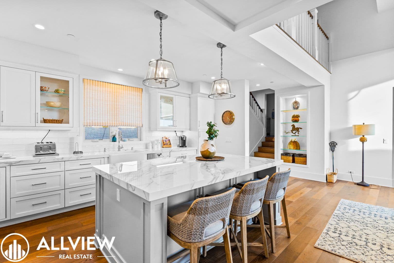 Corona Del Mar House: 411 1/2 Heliotrope Avenue