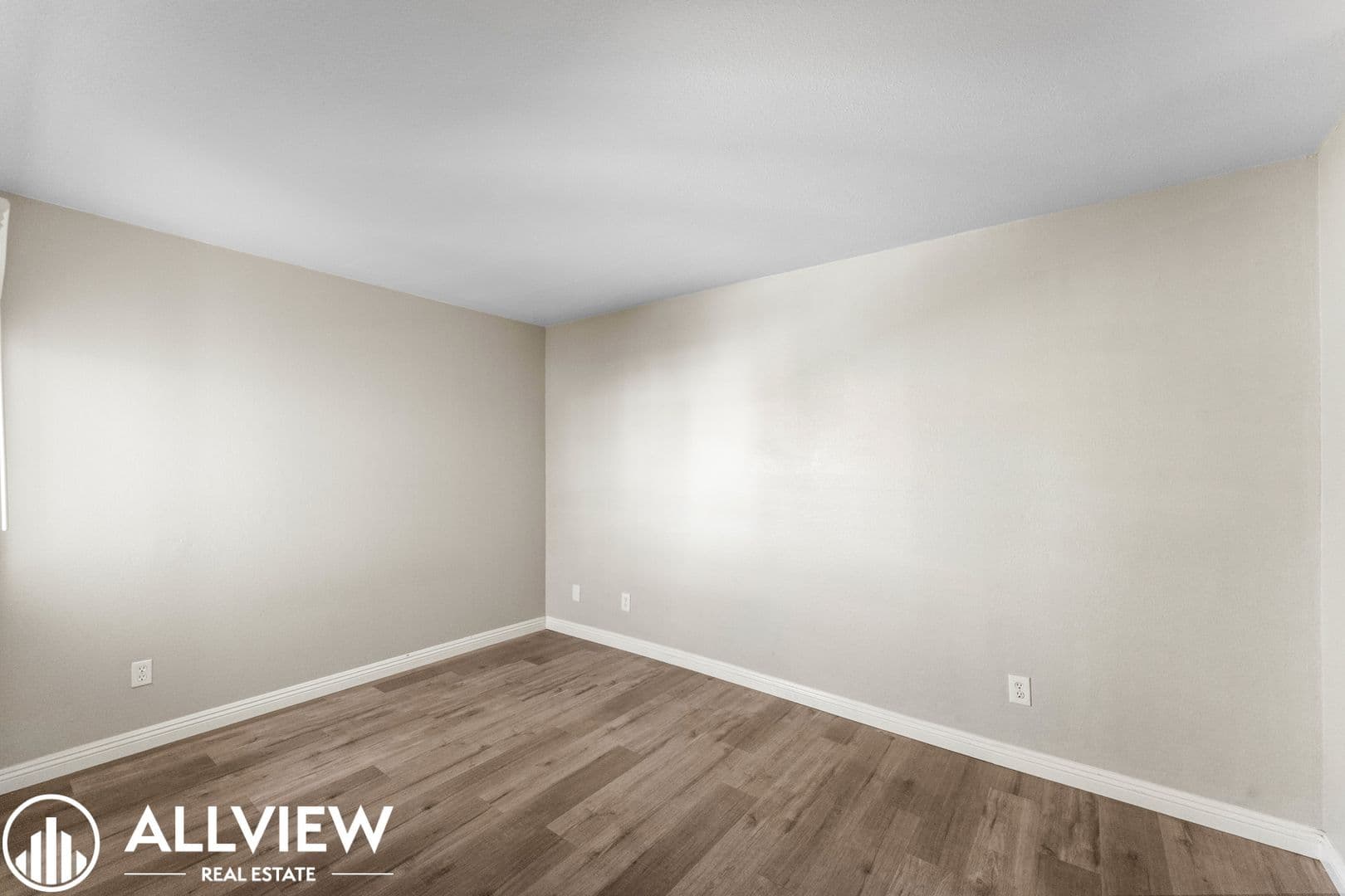 Huntington Beach Apartment: 16972 Lynn Lane