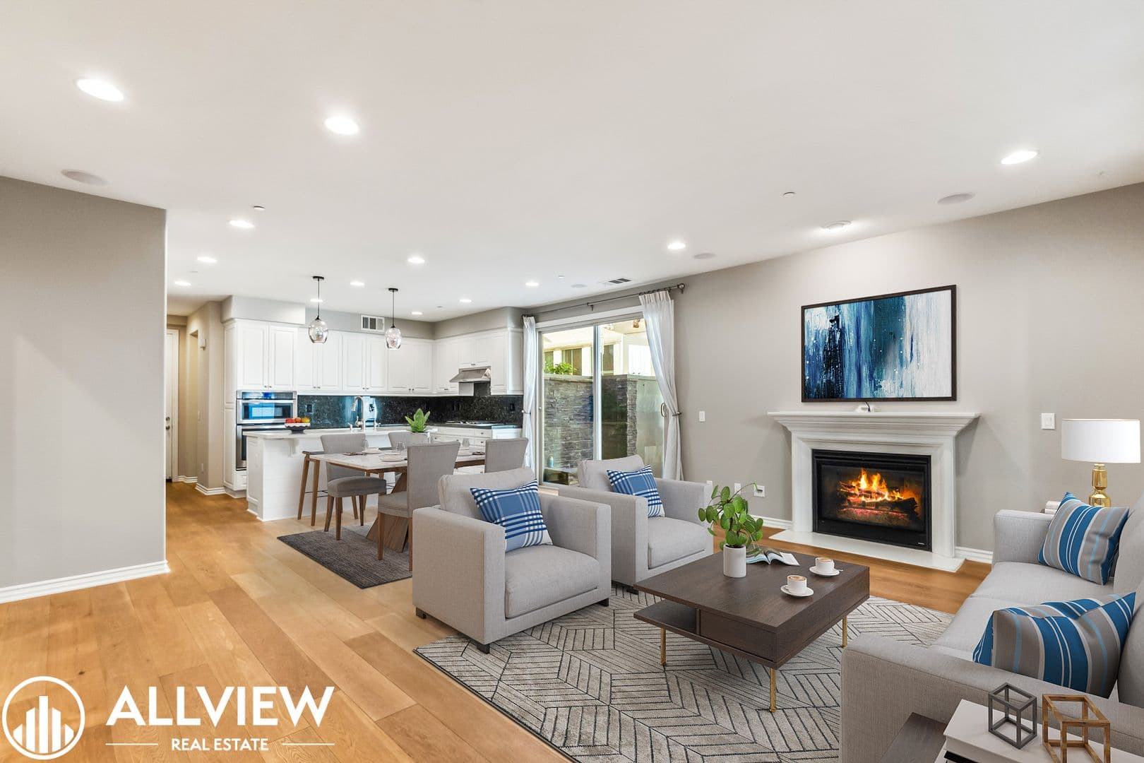 Huntington Beach House: 8237 Kendall Drive