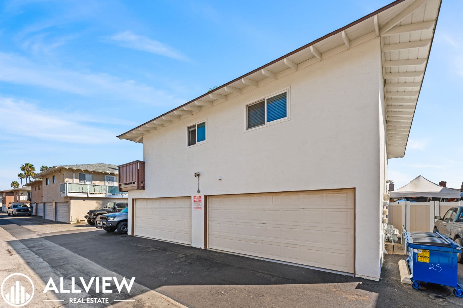 Huntington Beach Apartment: 16661 Bartlett Lane
