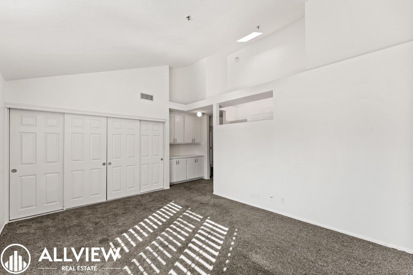 Garden Grove House: 10371 Garden Grove Boulevard Apartment 49