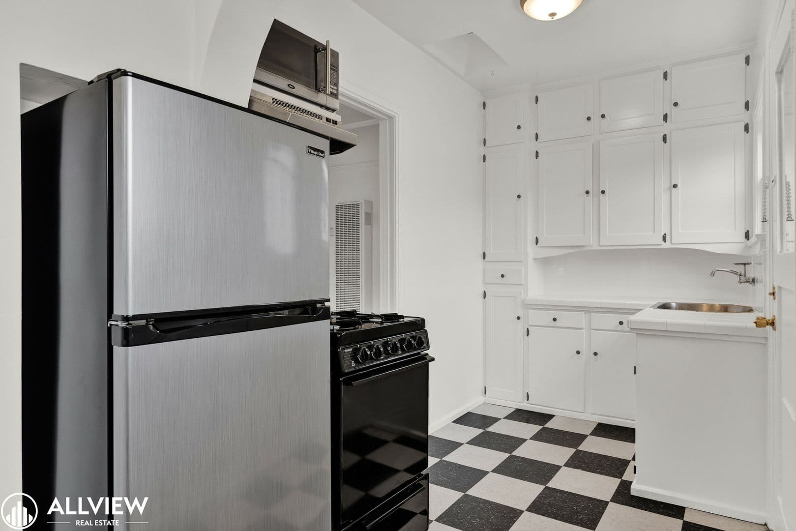 San Diego Apartment: 3104 Upas Street