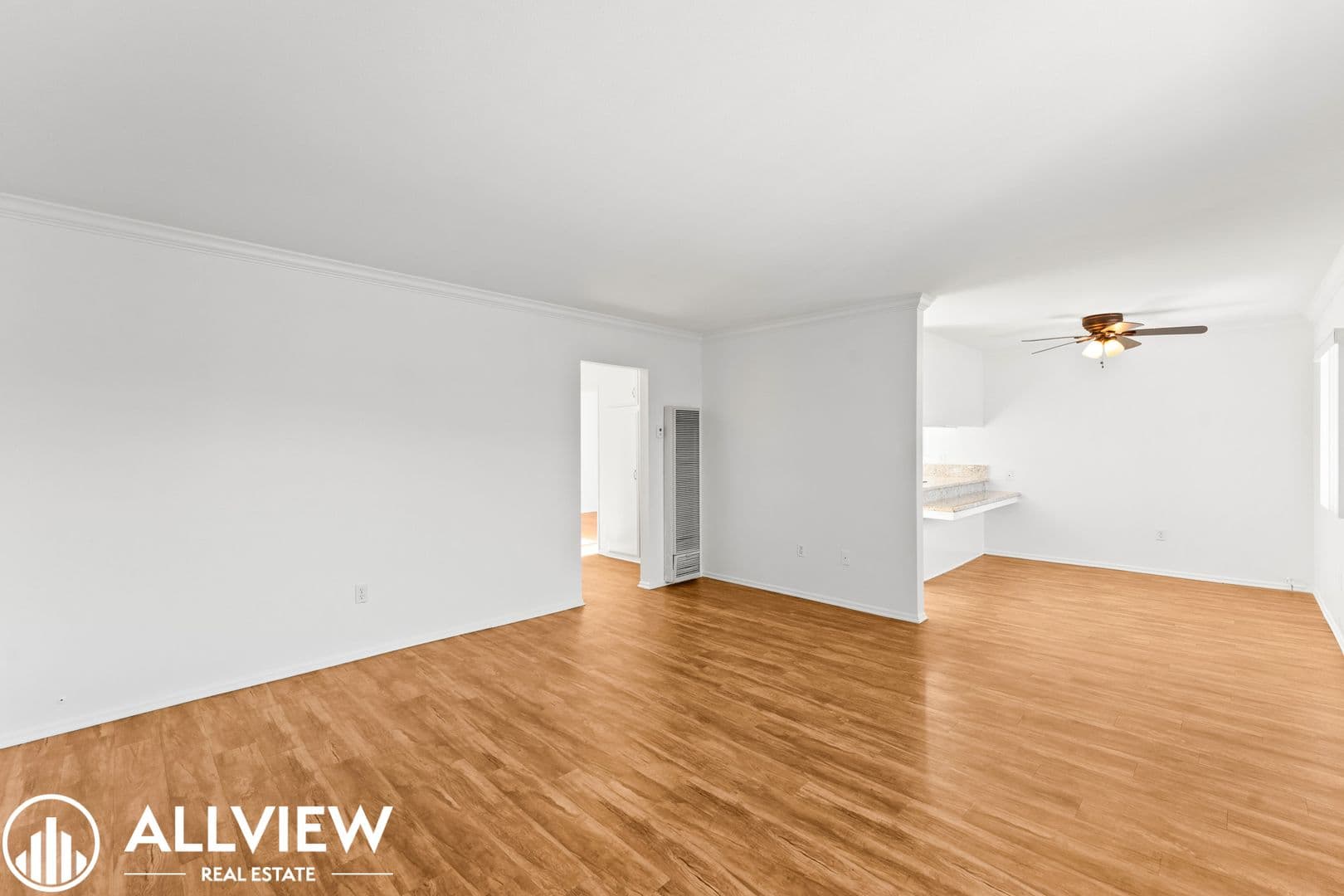 Huntington Beach Apartment: 16661 Tunstall Lane