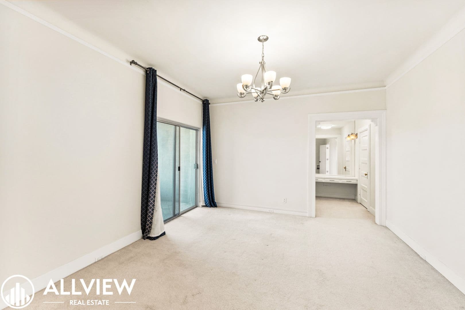 Laguna Beach Apartment: 770 Hillcrest Drive