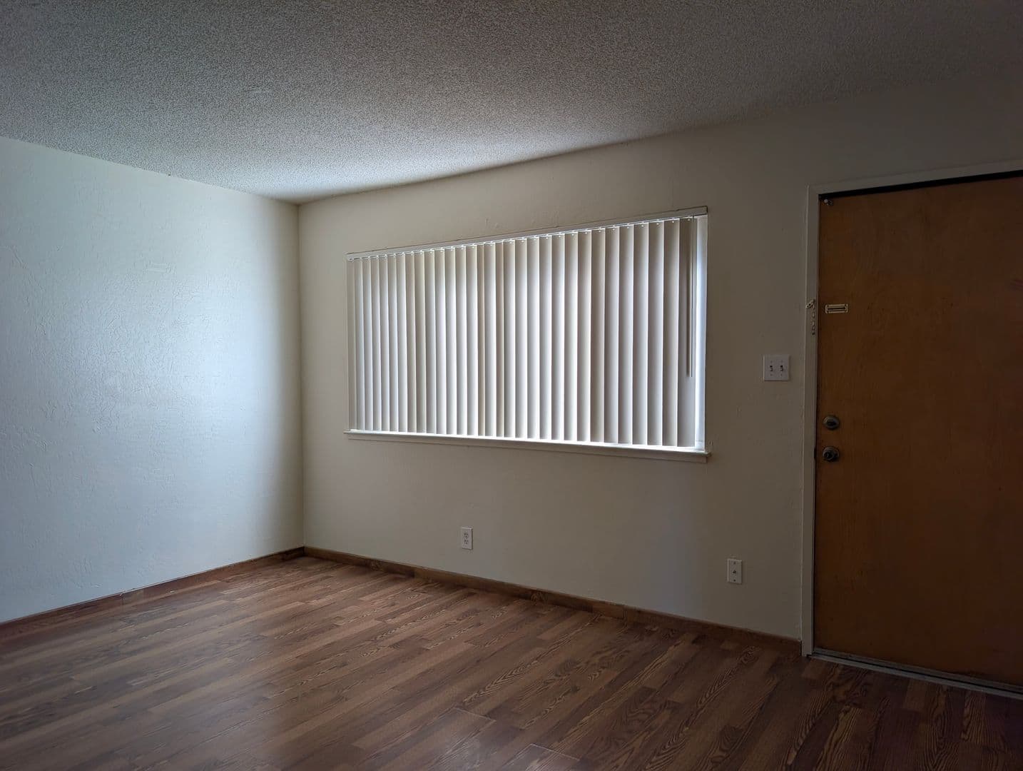 Davis Apartment: 512 I Street