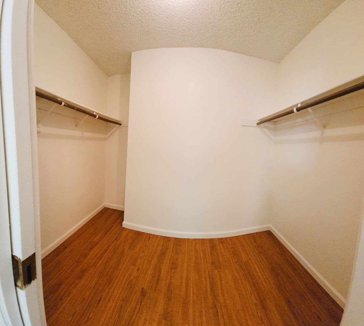 Davis Apartment: 1740-1750 Hanover Drive