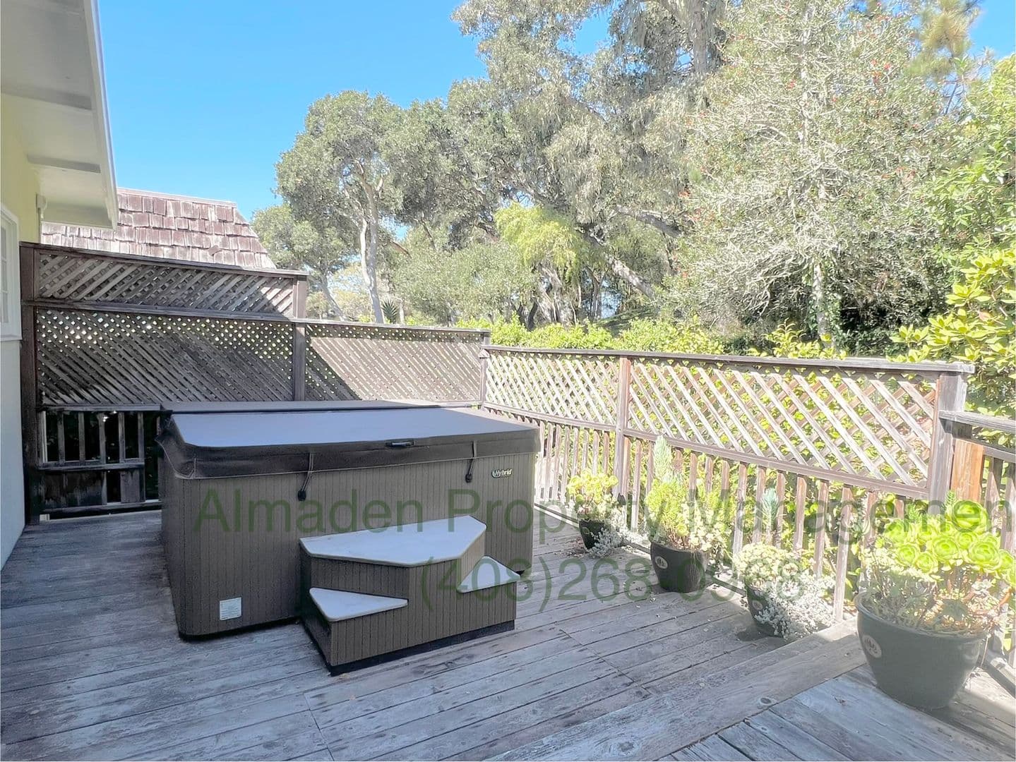 Aptos House: 415 Monterey Dr.