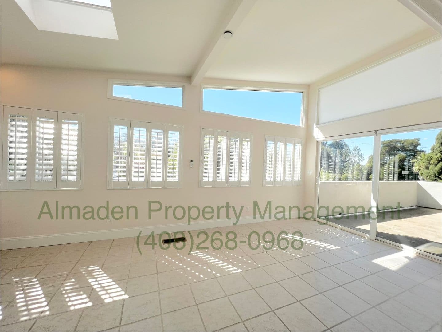 Aptos House: 415 Monterey Dr.