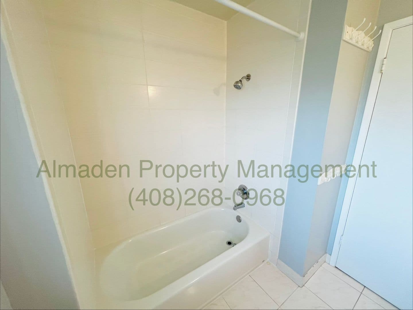 San Jose House: 1278 Oakglen Way