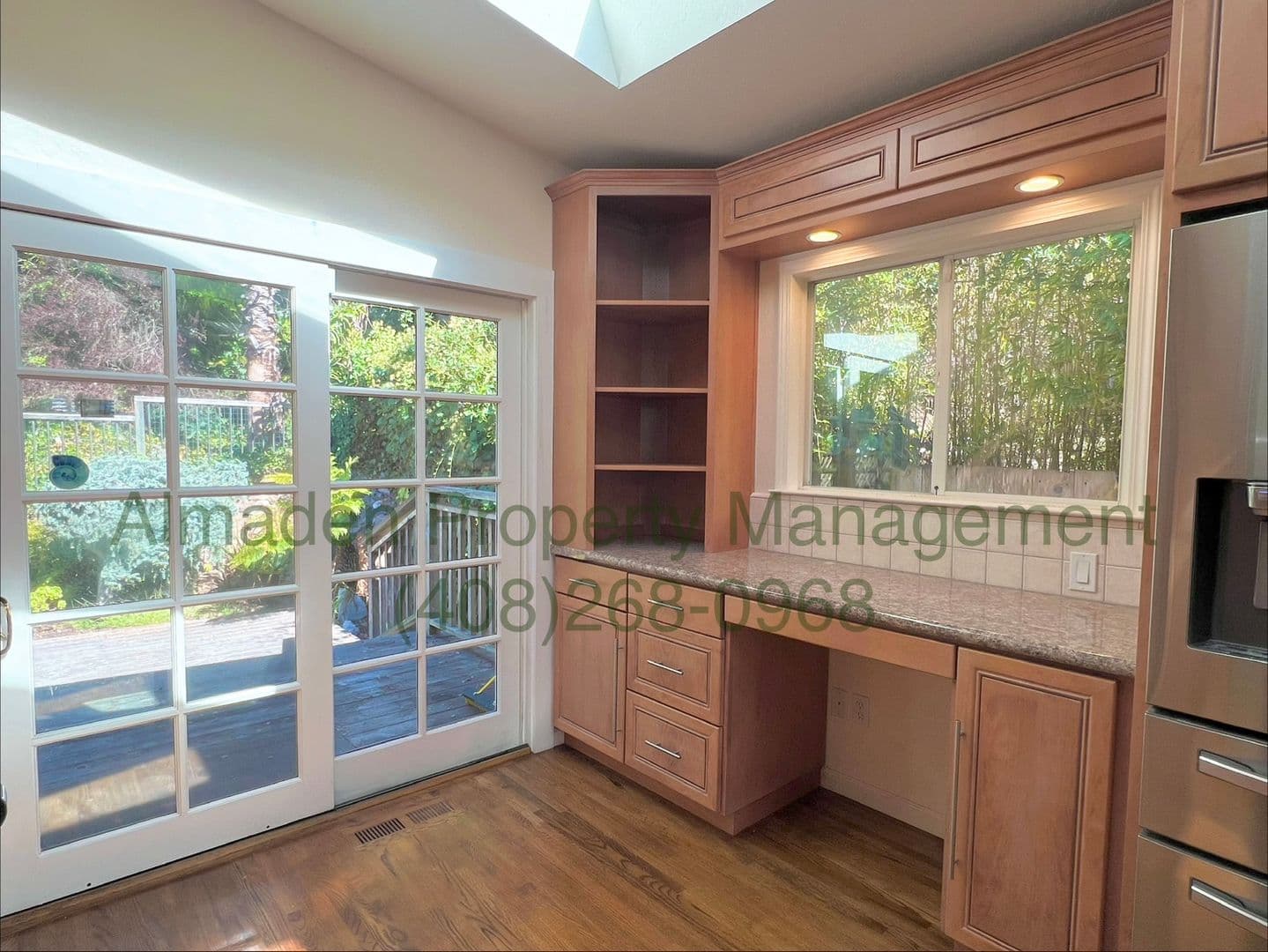Aptos House: 415 Monterey Dr.