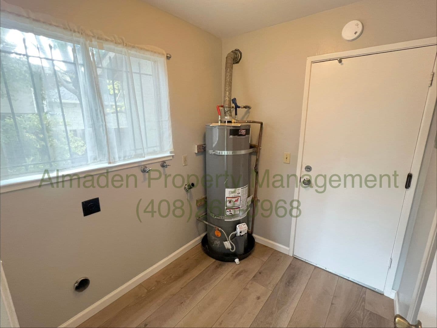 San Jose House: 1278 Oakglen Way
