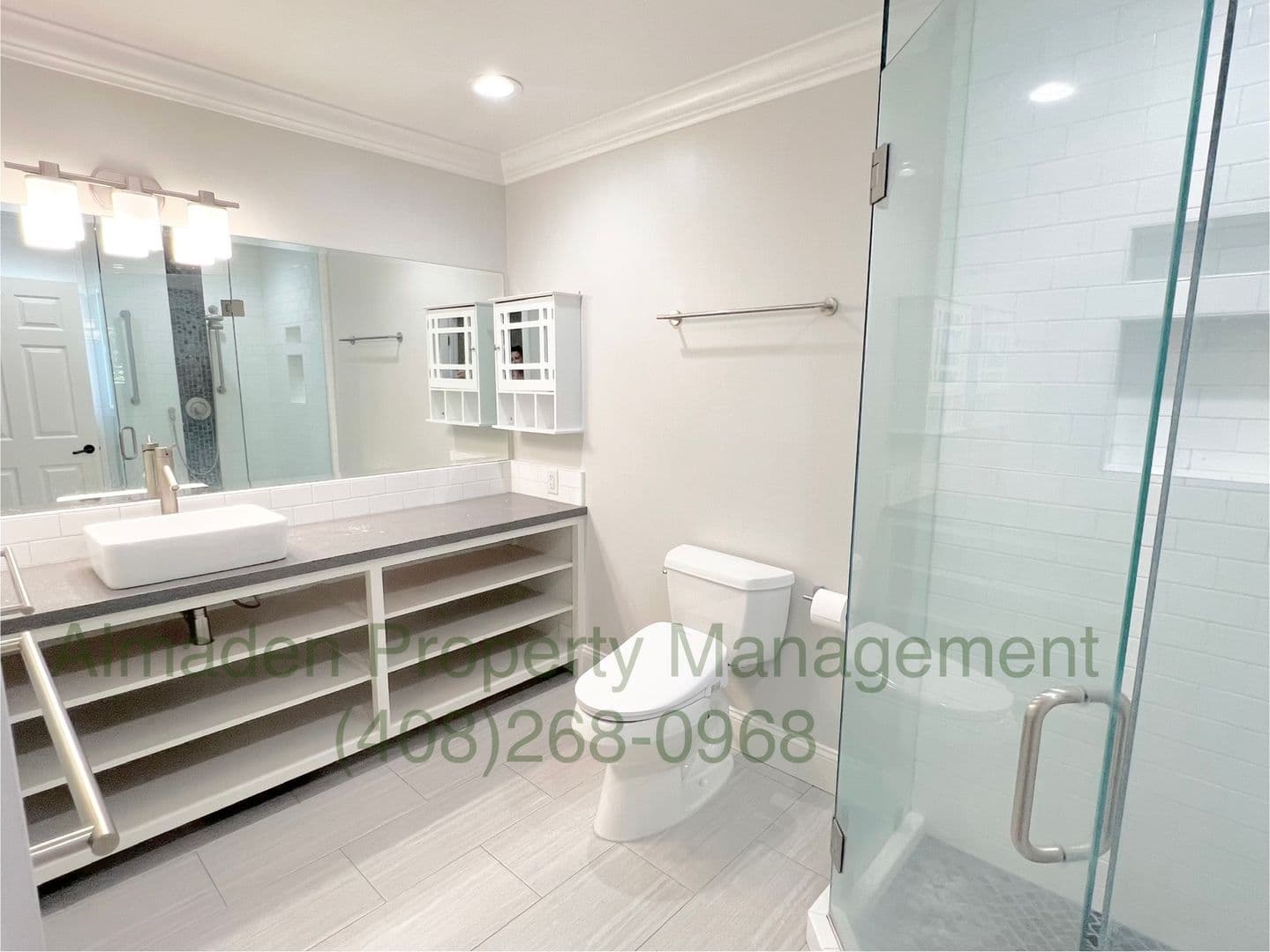 Aptos House: 415 Monterey Dr.