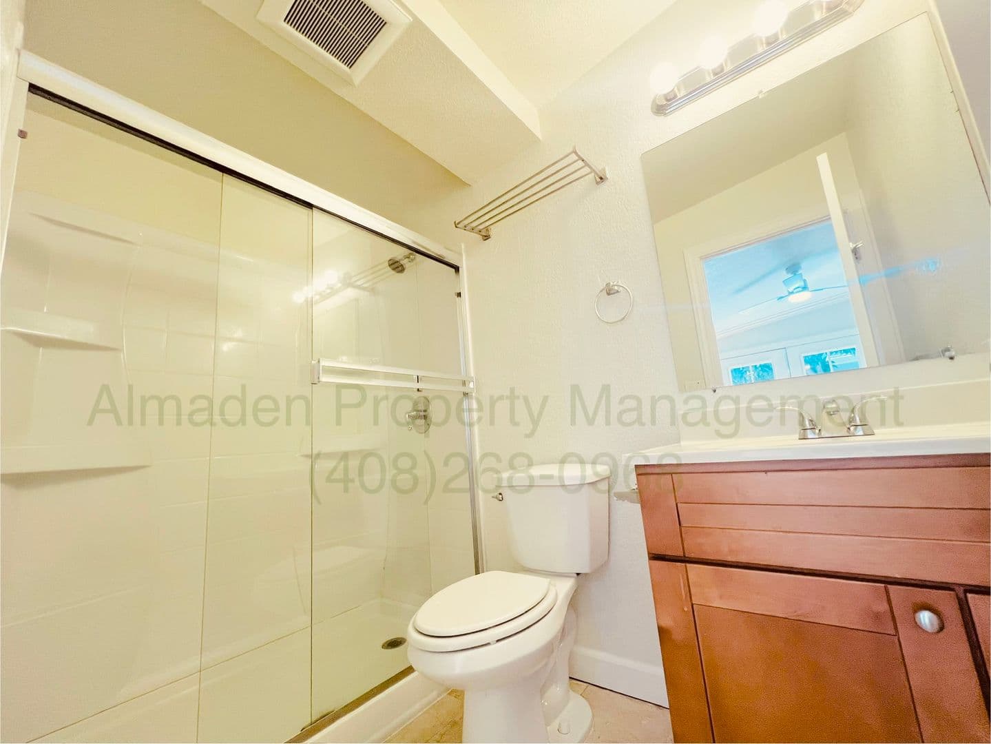 Sunnyvale House: 924 Almaden Ave.