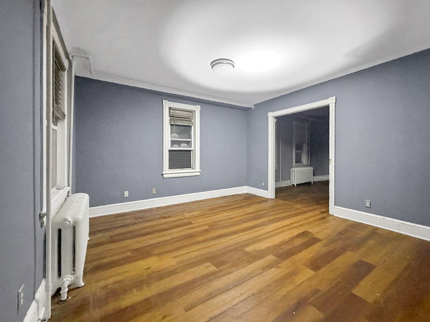 Atlantic City House: 704 N Michigan Ave