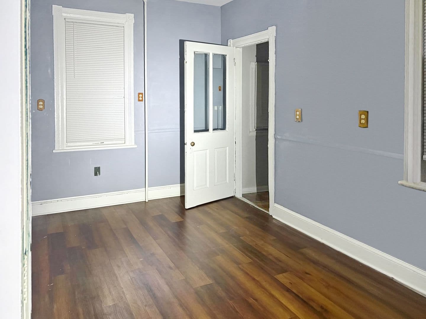 Atlantic City House: 704 N Michigan Ave