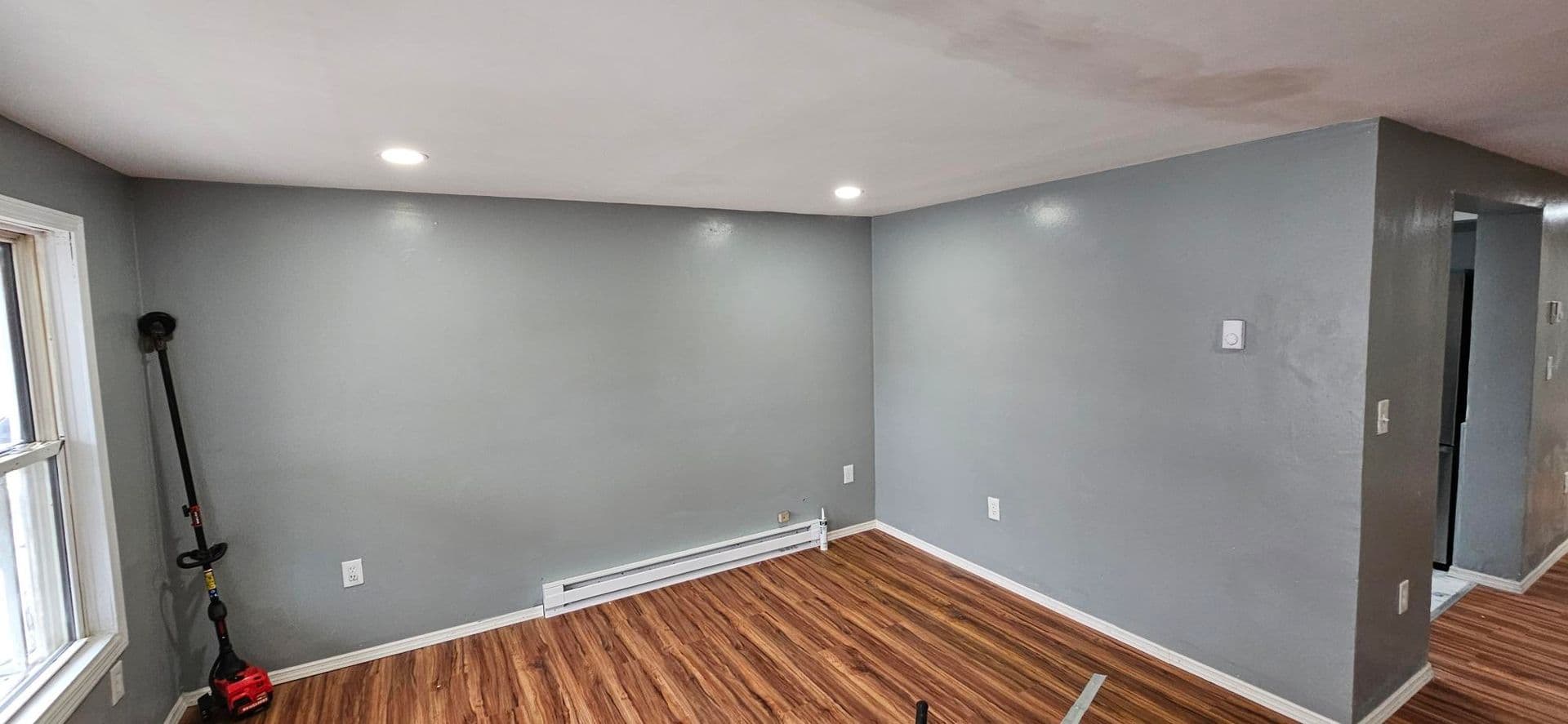Newark Apartment: 12 N 11th St