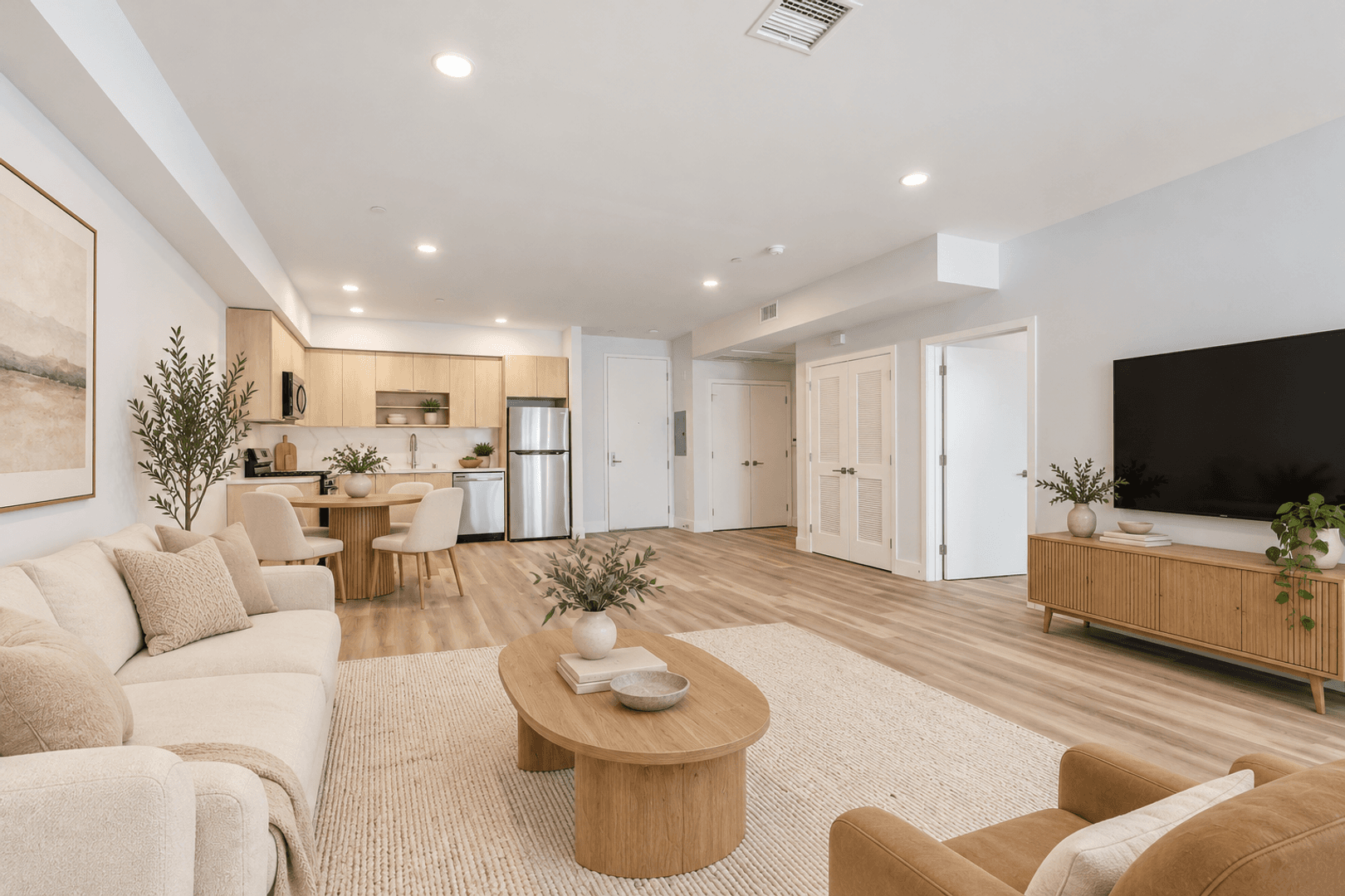 North Hollywood Apartment: 6500 Lankershim Blvd.