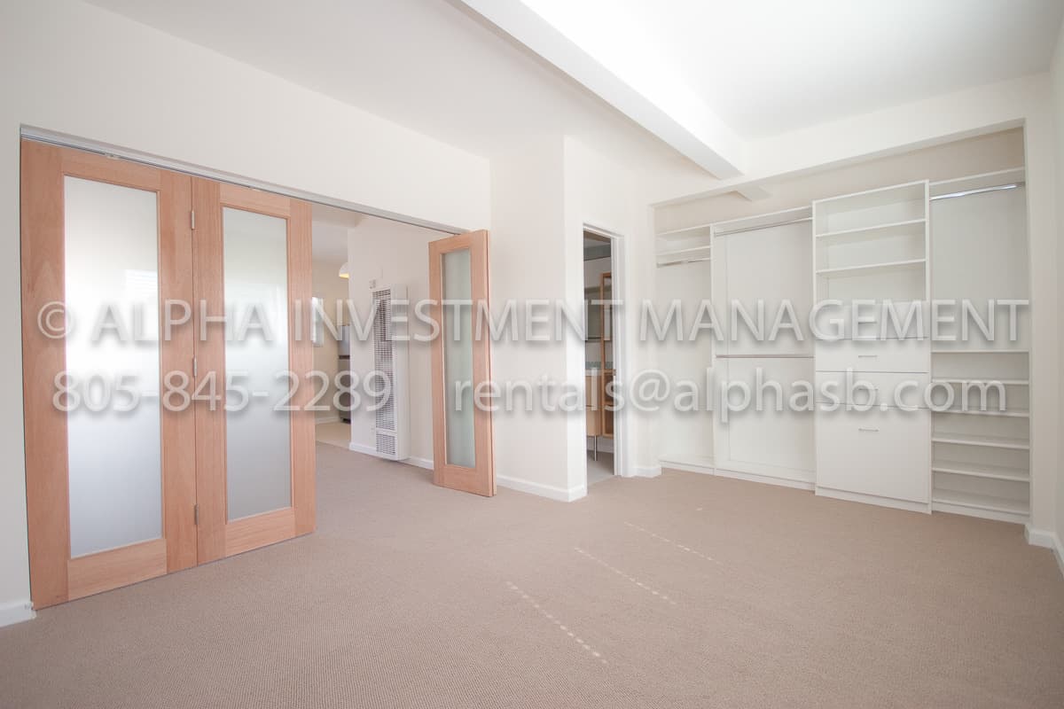 Santa Barbara Apartment: 323 W. Quinto St