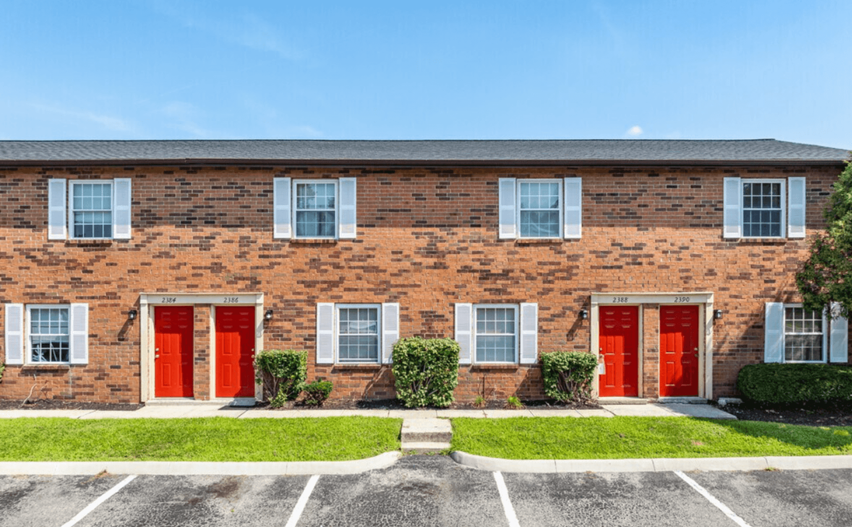 Columbus Townhome: 2380 Pinecrest Drive