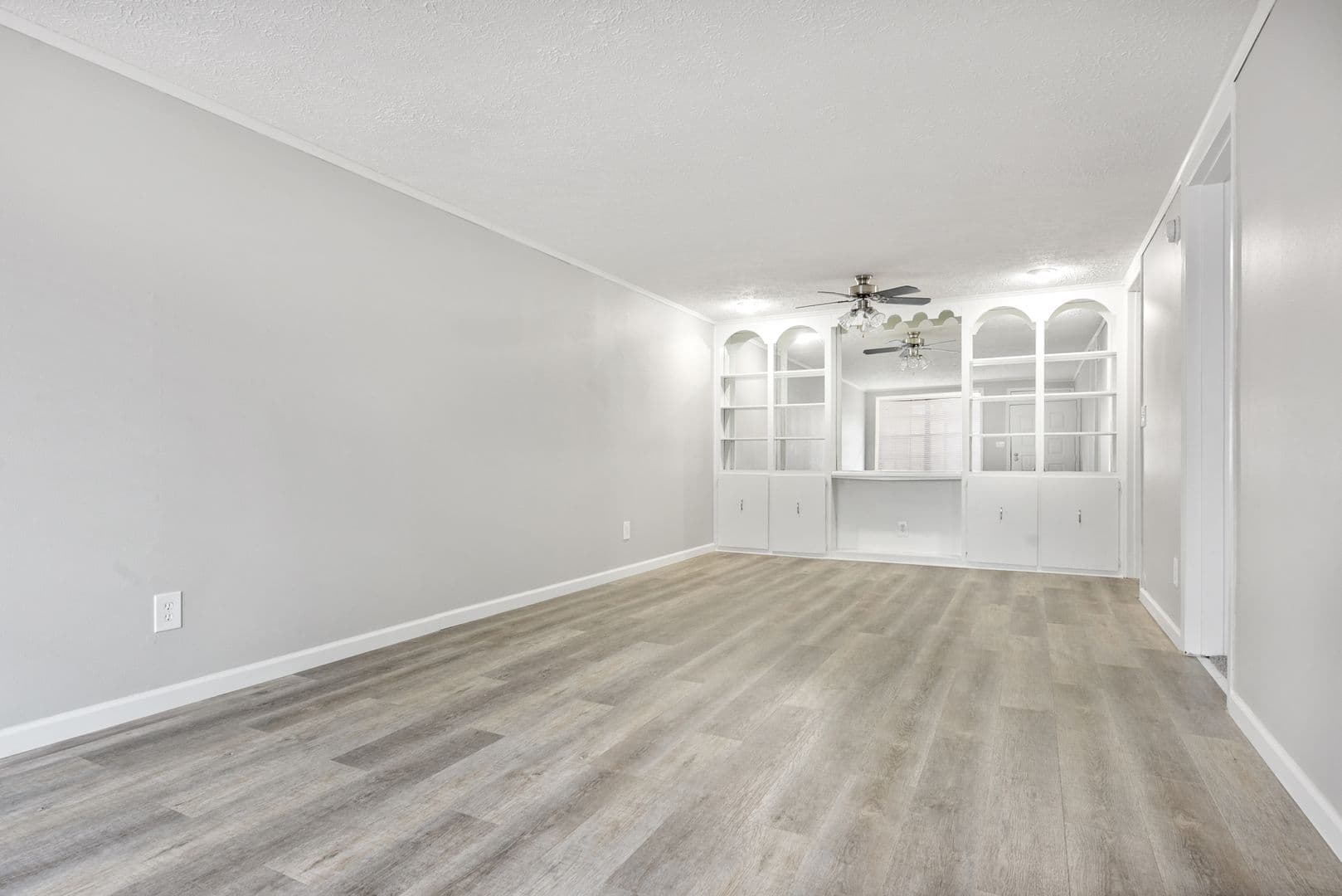 Reynoldsburg Apartment: 2760 Flag Lane