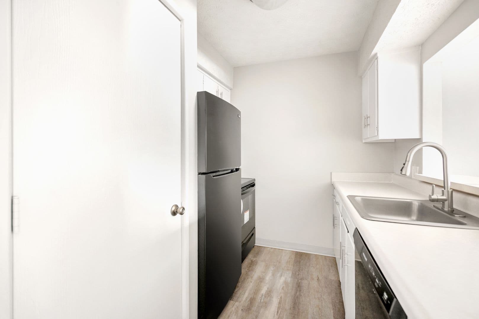Columbus Apartment: 4979 Kingshill Drive
