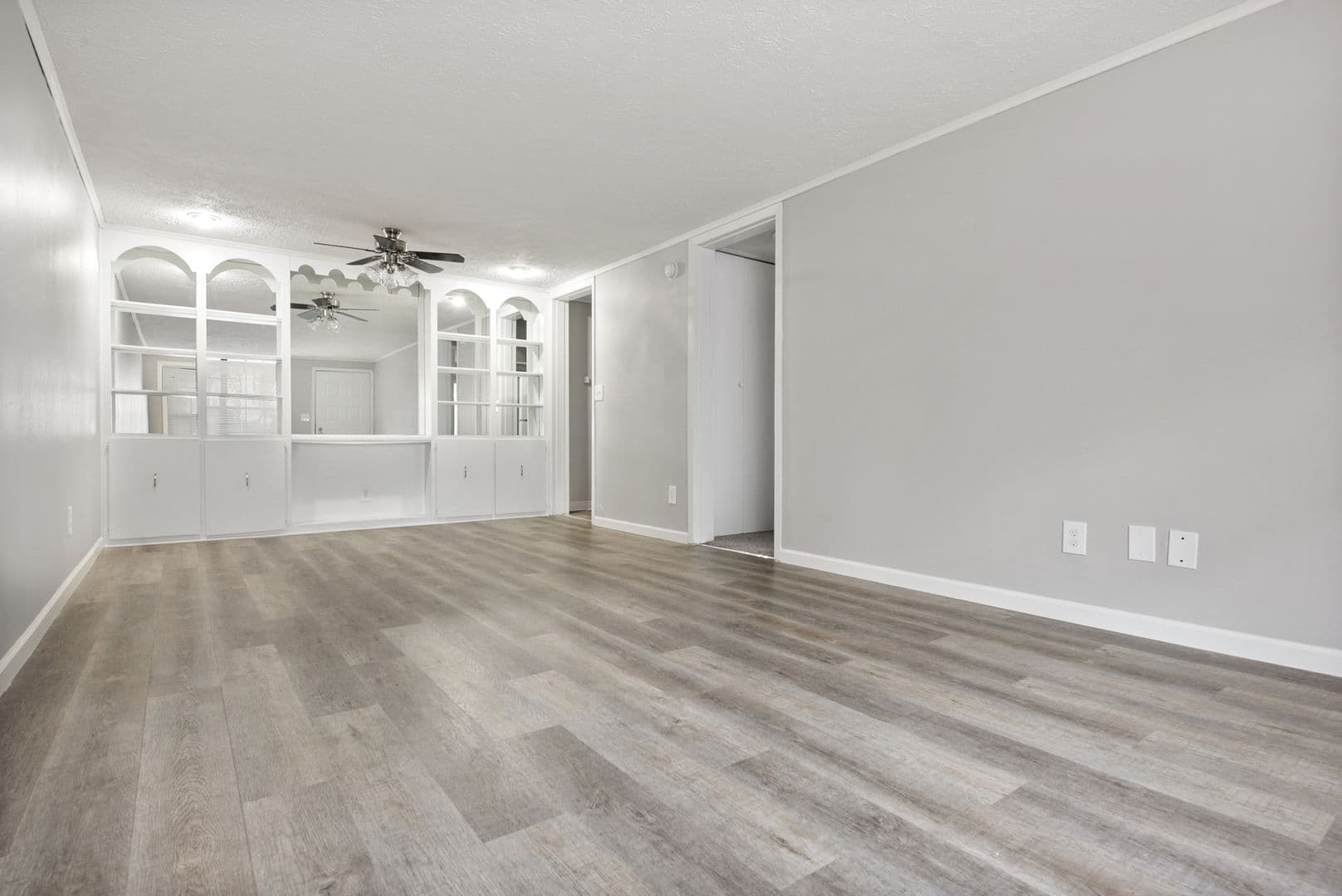 Reynoldsburg Apartment: 2760 Flag Lane