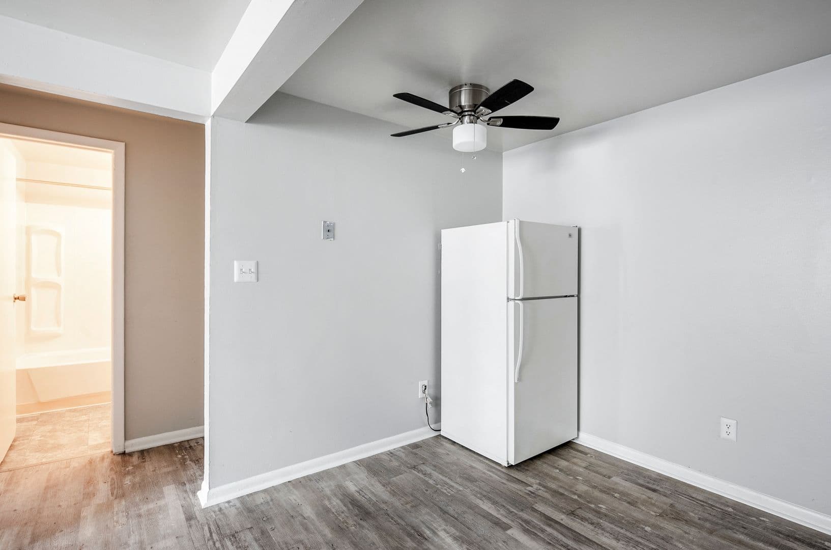 Columbus Apartment: 810 Riverview Drive