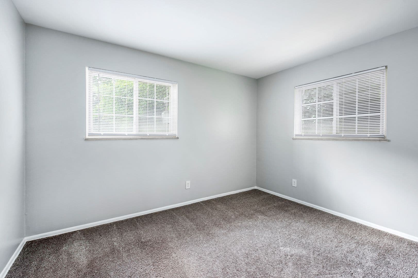Columbus Apartment: 810 Riverview Drive