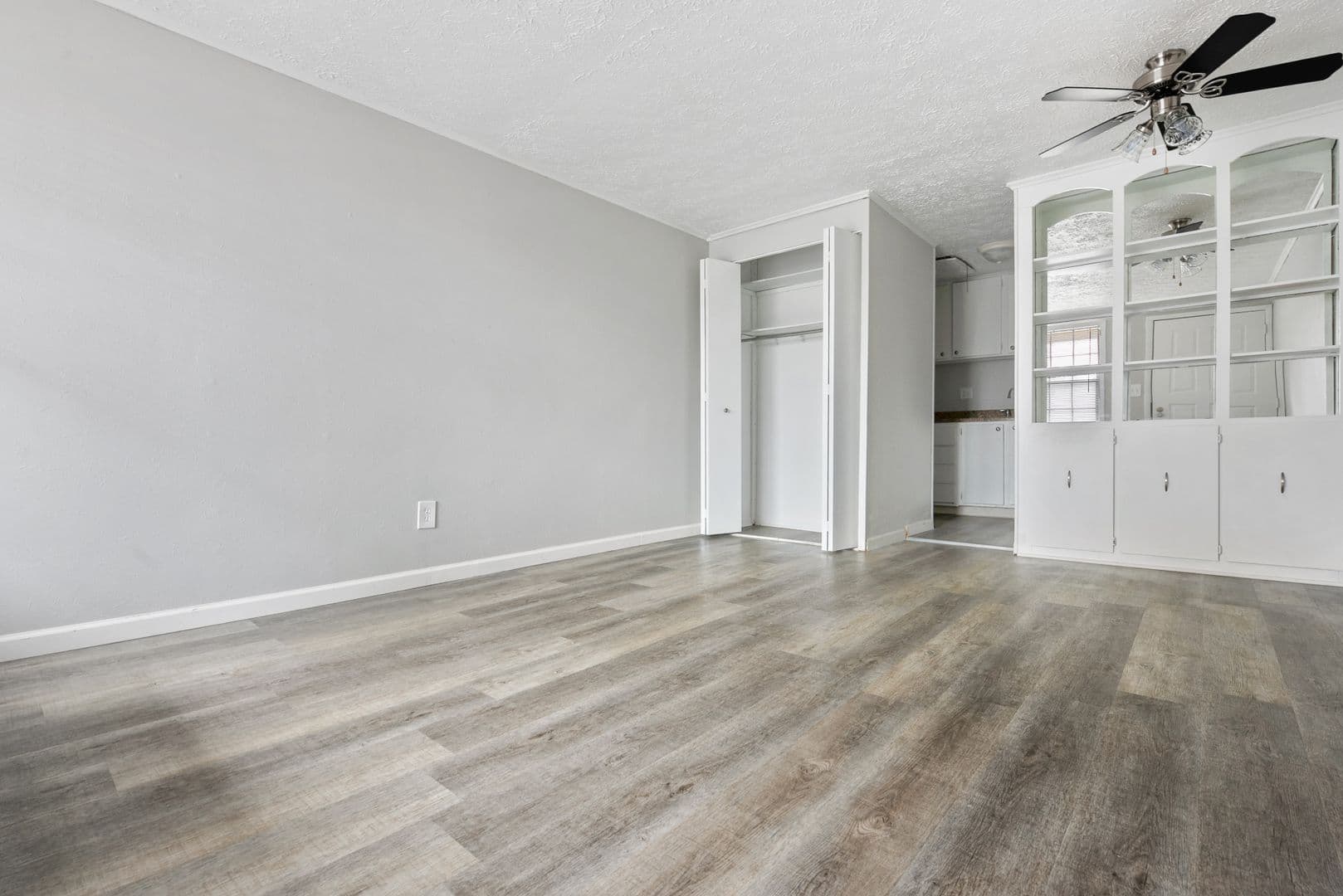 Reynoldsburg Apartment: 2760 Flag Lane