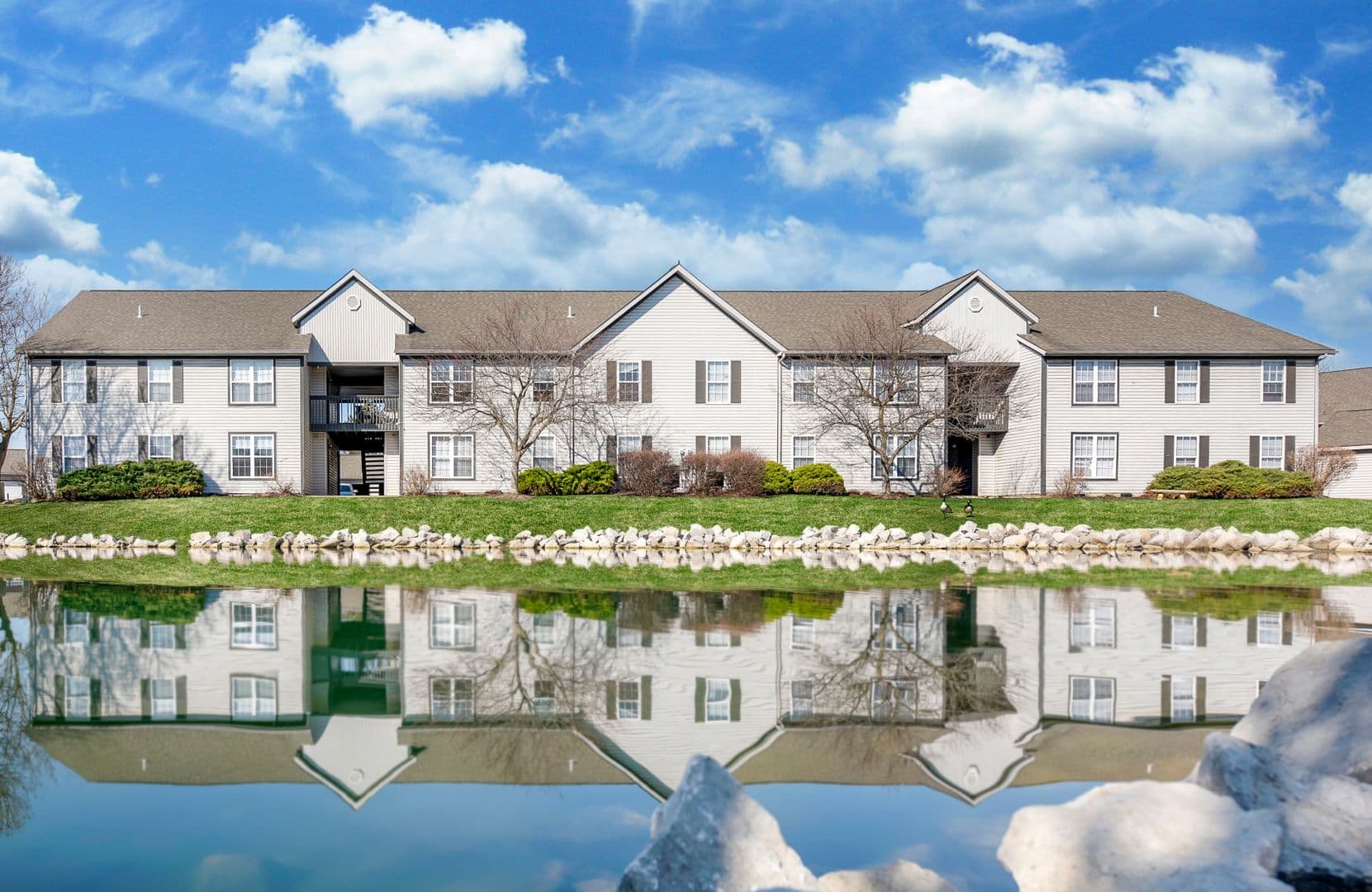 Columbus Apartment: 4711 Bay Run Dr.