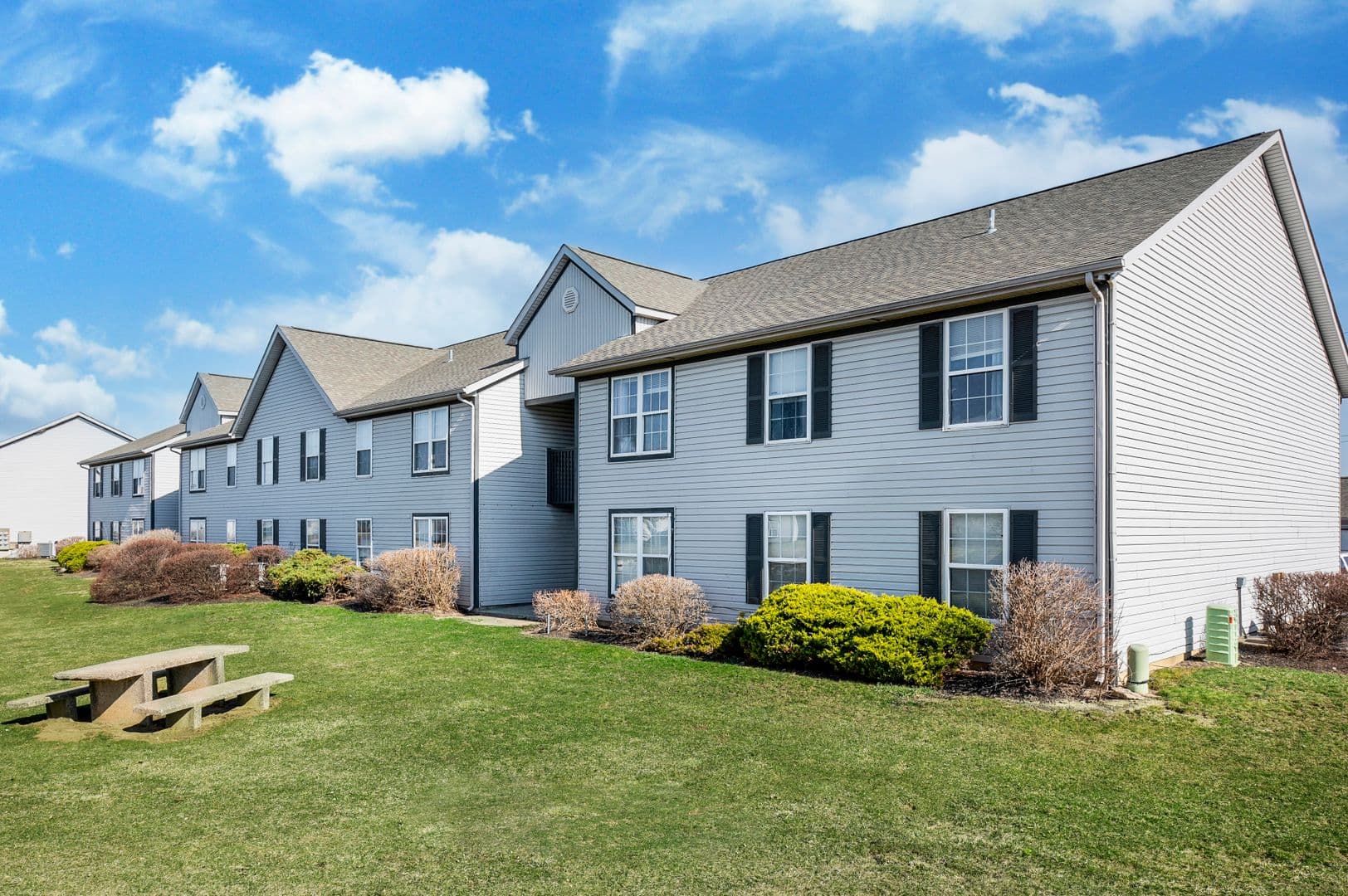Columbus Apartment: 4711 Bay Run Dr.