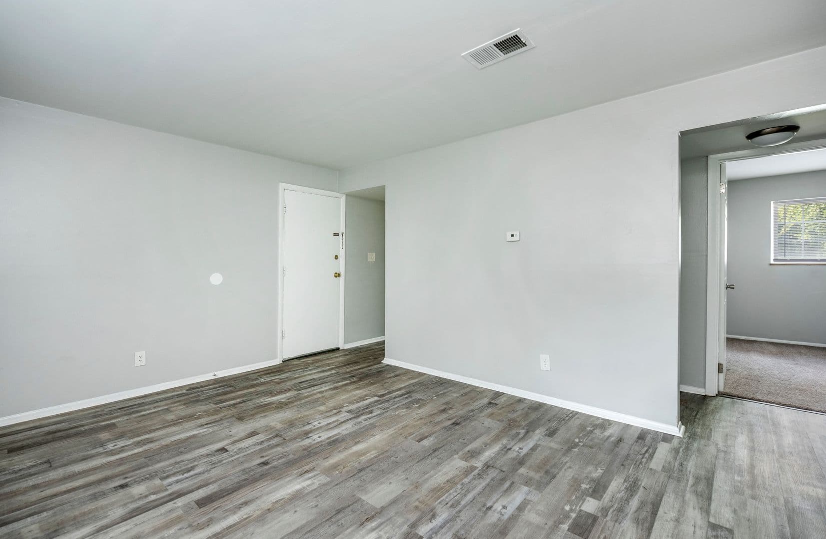 Columbus Apartment: 810 Riverview Drive