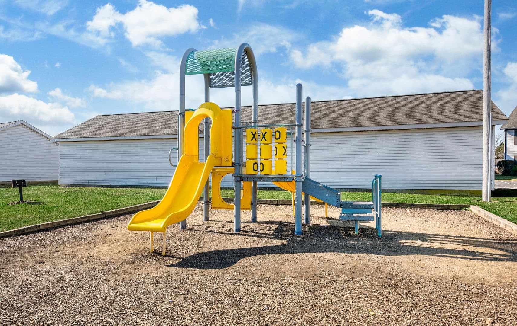 Columbus Apartment: 4711 Bay Run Dr.