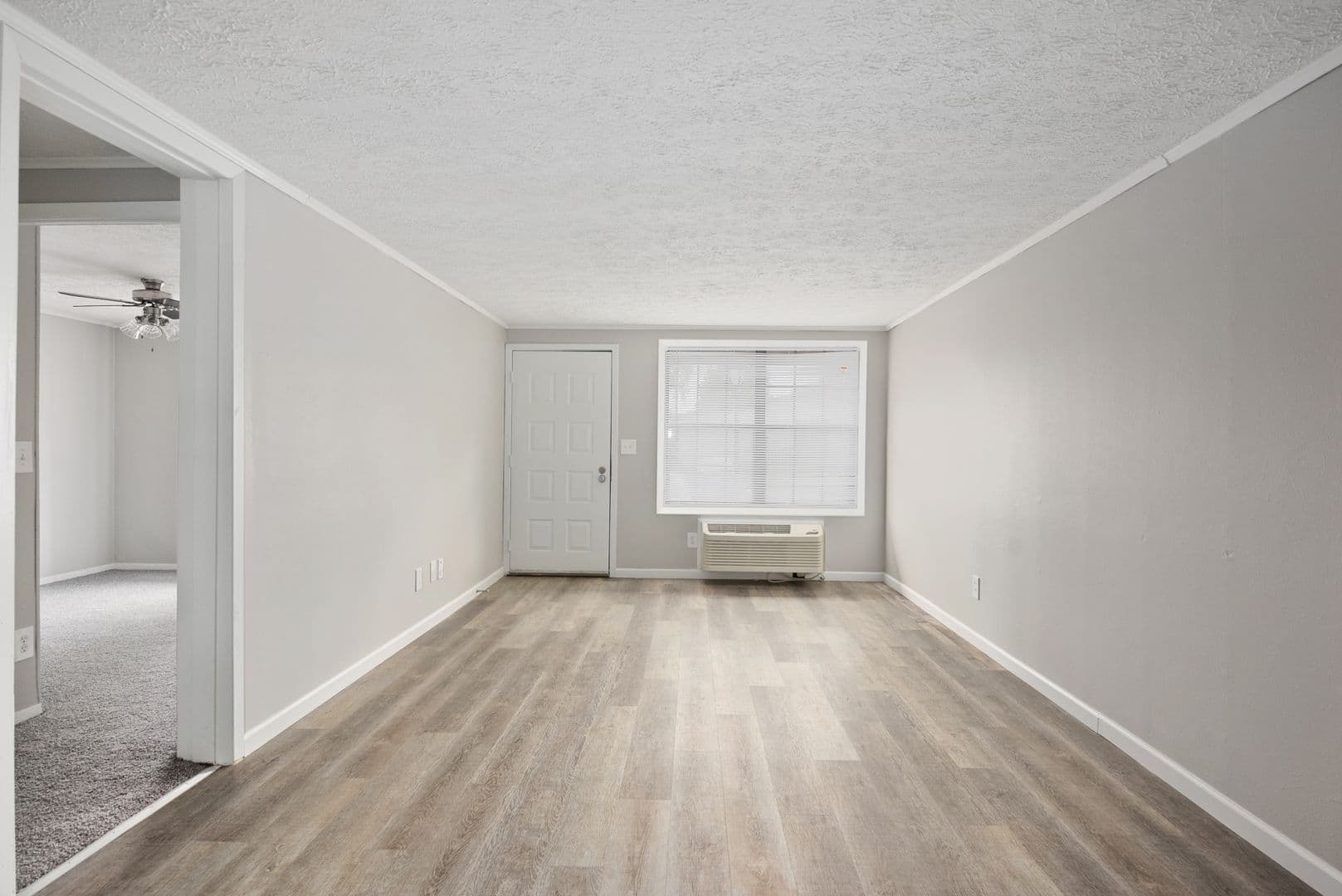 Reynoldsburg Apartment: 2760 Flag Lane