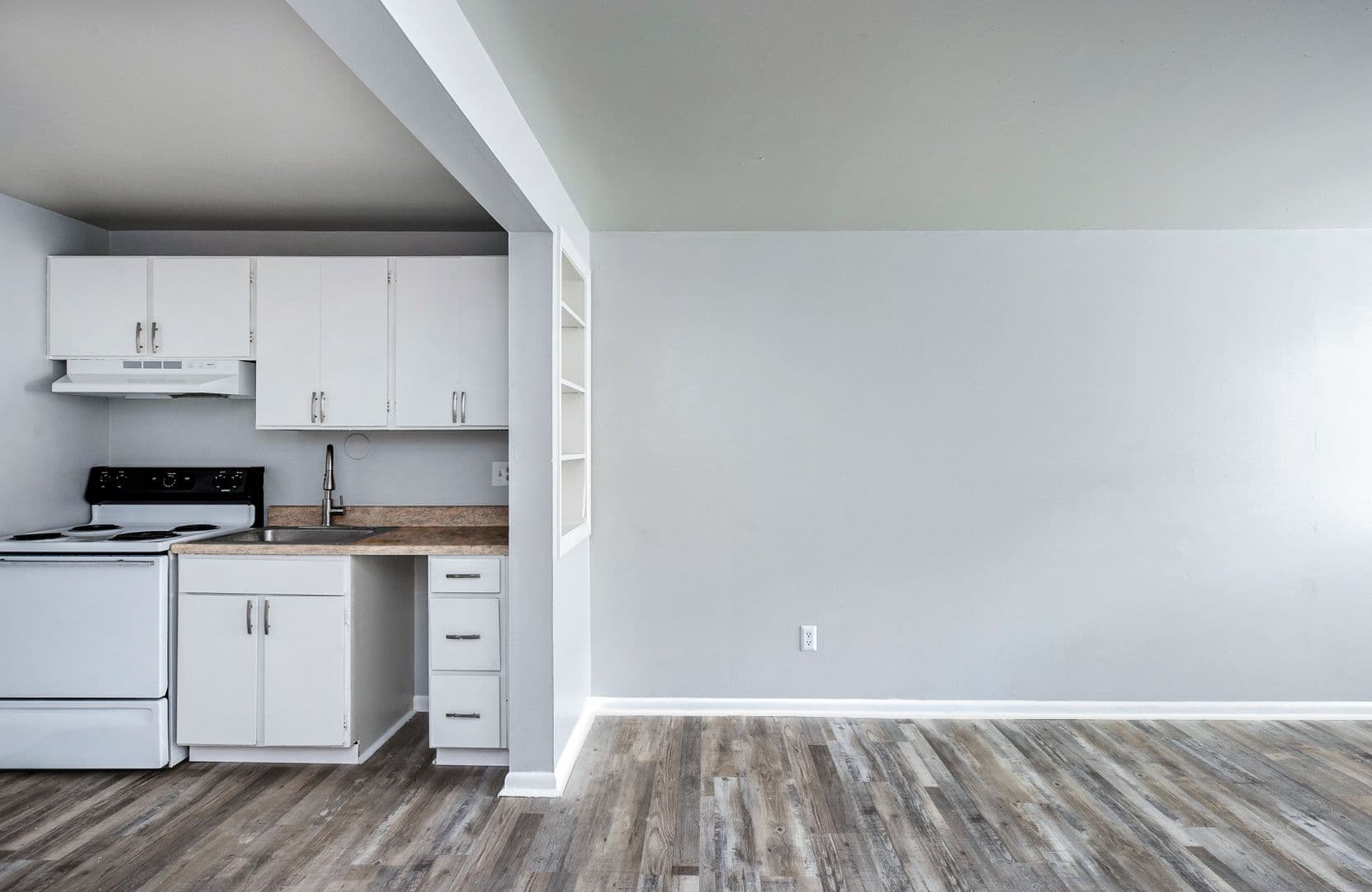 Columbus Apartment: 810 Riverview Drive